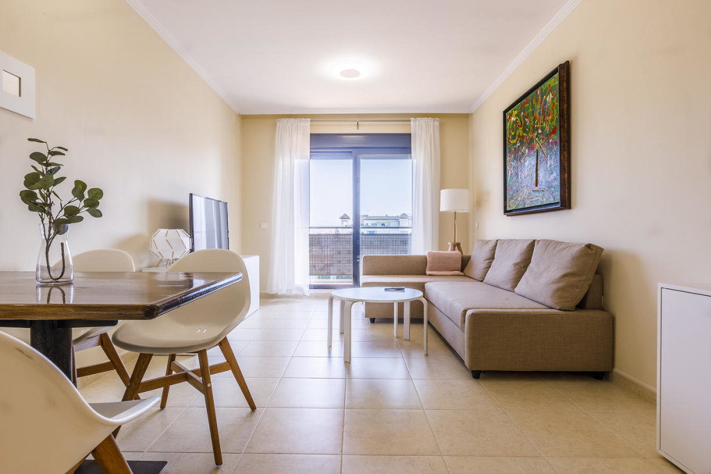 Apartamento vacacional de dos dormitorios en torre