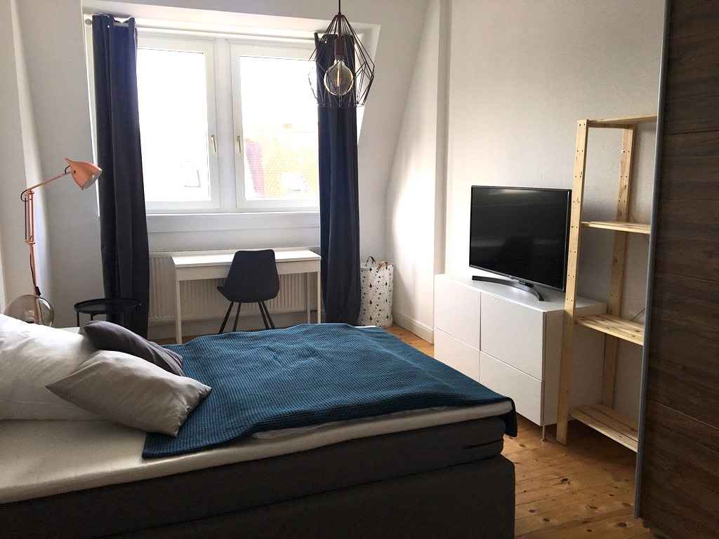 Rent 4 rooms apartment Frankfurt am Main | Studio | Frankfurt am Main | Private Room in Bockenheim, Frankfurt | Hominext