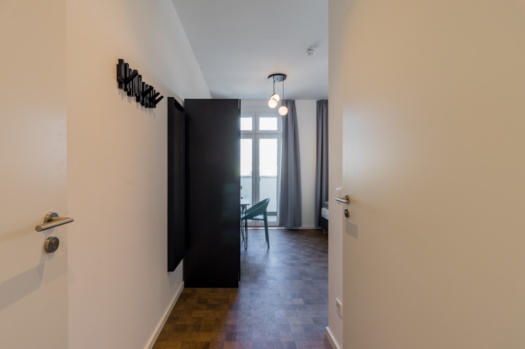 Rent 1 room apartment Berlin | Entire place | Berlin | Modernes Studio im sanierten Apartmenthaus am Hermannplatz | Hominext