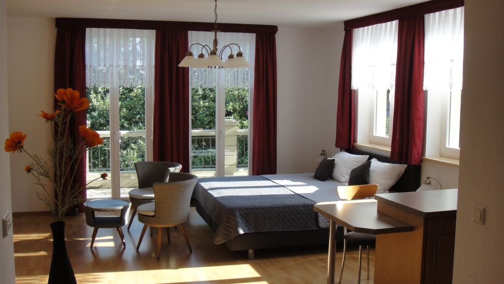 Rent 1 room apartment Wilkau-Haßlau | Entire place | Wilkau-Haßlau | Apartment mit Balkon | Hominext