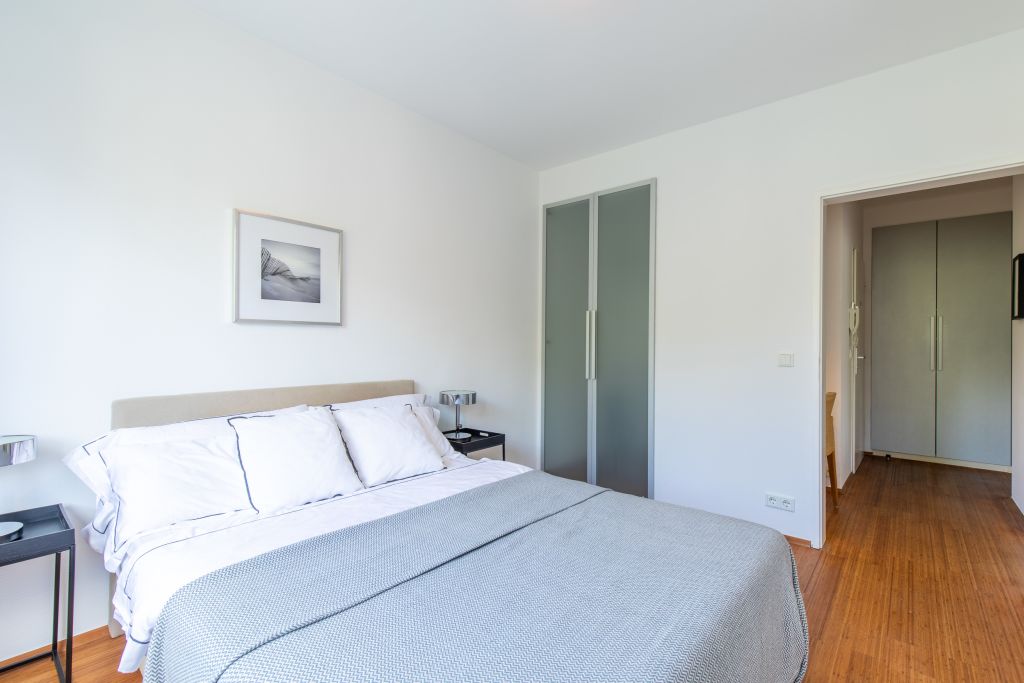 Rent 1 room apartment Bonn | Entire place | Bonn | Traumhaft schönes Wohnen im Villenviertel - nahe UN, Telekom und Rhein | Hominext