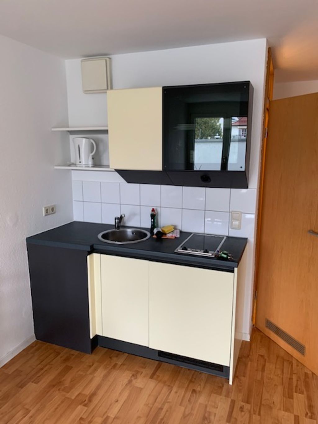 Miete 1 Zimmer Wohnung Stuttgart | Ganze Wohnung | Stuttgart | Studio in Stuttgart-Wangen | Hominext