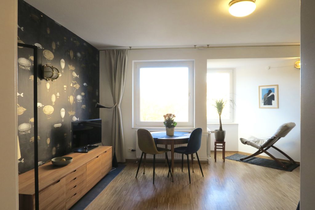 Rent 1 room apartment Düsseldorf | Entire place | Düsseldorf | Charming Explorer Apartment in the centre with optional space in garage | Hominext