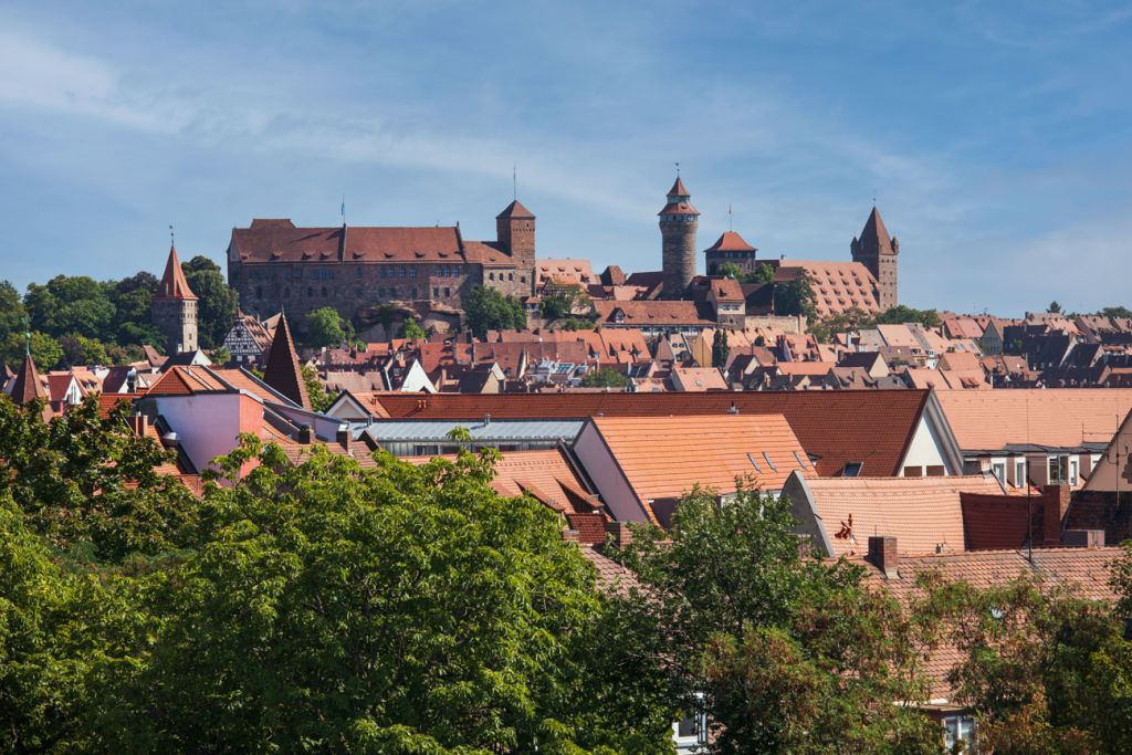 Rent 1 room apartment Nürnberg | Entire place | Nürnberg | Modernes Serviced Apartment mit Küche | Hominext