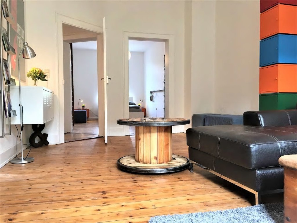 Rent 2 rooms apartment Karlsruhe | Entire place | Karlsruhe | Besonderes Loft - Rechnung mit Mehrwertsteuer | Hominext