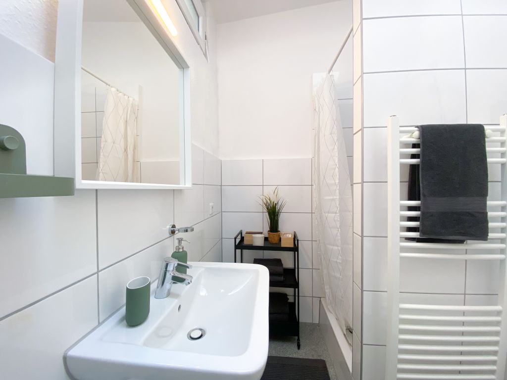 Rent 1 room apartment Neuss | Entire place | Neuss | *****Charmantes Studio im Herzen von Neuss***** | Hominext