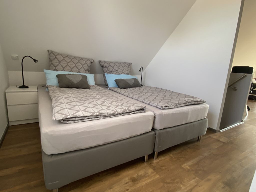 Miete 1 Zimmer Wohnung Düsseldorf | Ganze Wohnung | Düsseldorf | MaisonetteApartment | Hominext