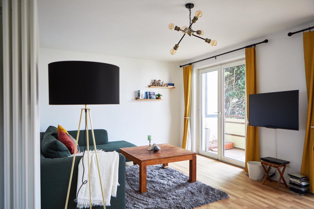 Rent 2 rooms apartment Ludwigshafen am Rhein | Entire place | Ludwigshafen am Rhein | Work From Home, 2 Schlafzimmer, in der Nähe von BASF mit großem Balkon und kostenlosen Parkplätzen, Highspeed-Internet und Netflix | Hominext