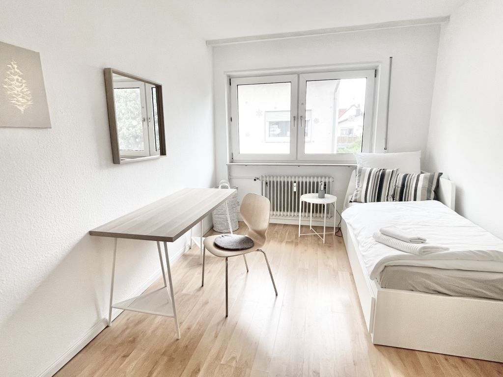 Rent 2 rooms apartment Mörfelden-Walldorf | Entire place | Mörfelden-Walldorf | Schöne möblierte 3 Zimmerwohnung | Hominext