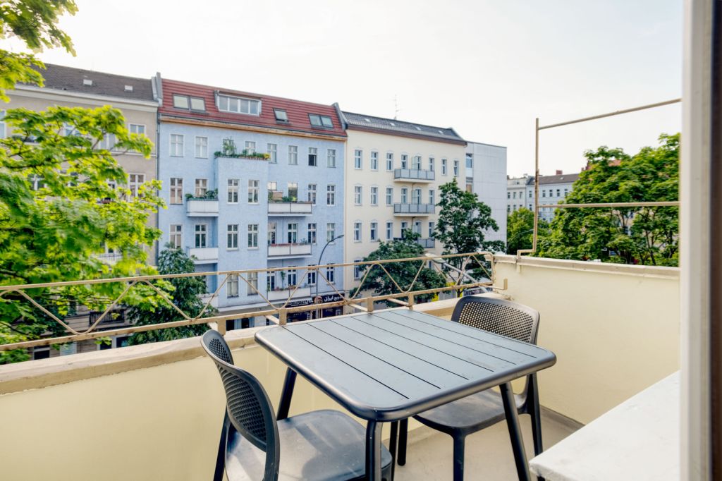 Rent 1 room apartment Berlin | Entire place | Berlin | Wunderschöne möblierte und vollausgestattete 2 Zimmer Wohnung zentral gelegen in Charlottenburg. | Hominext