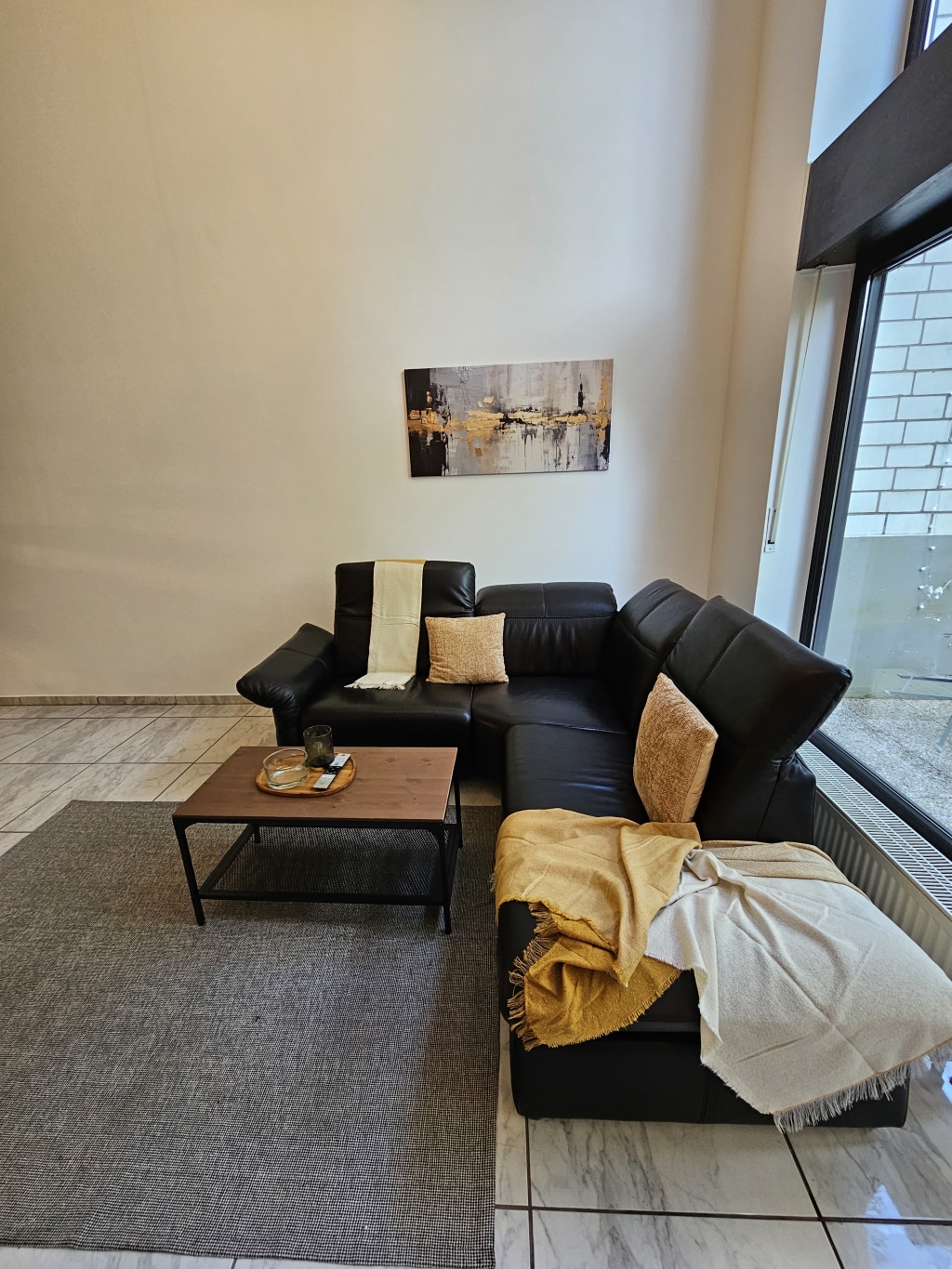 Miete 2 Zimmer Wohnung Köln | Ganze Wohnung | Köln | Maisonette Wohnung in toller Villenlage Köln Thielenbruch | Hominext