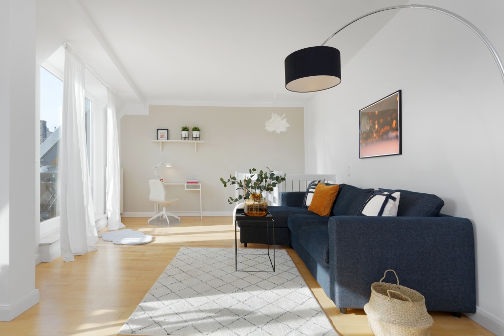 Rent 2 rooms apartment Berlin | Entire place | Berlin | Bestlage im schönen Winskiez: Helle Dachgeschoss-Maisonnette Wohnung mit viel Platz und Licht | Hominext