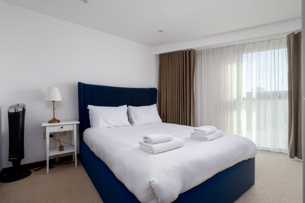 Flat 43 Orbis Wharf, Bridges Court Road, London SW11 3GW, UK