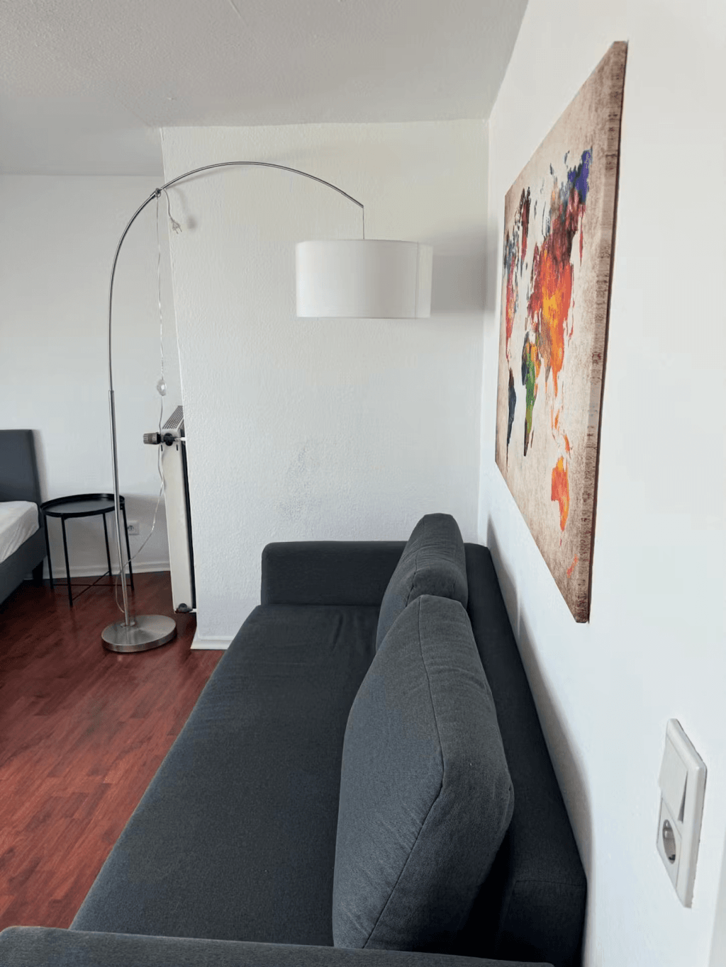 Rent 3 rooms apartment Düsseldorf | Entire place | Düsseldorf | Stylish 3-Bedroom Apartment in Central Düsseldorf | Hominext