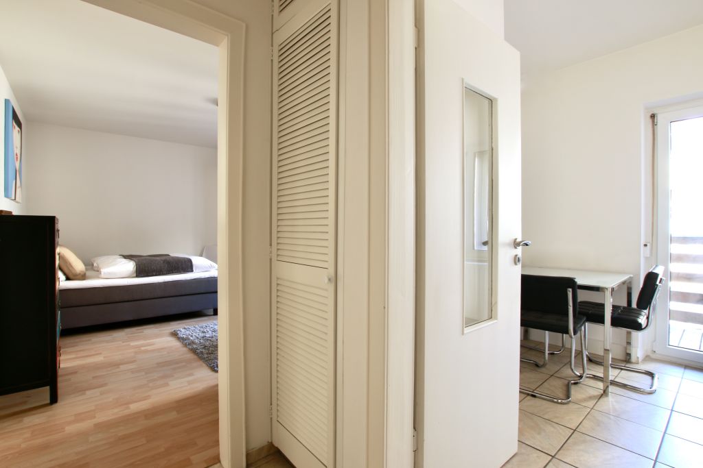 Miete 1 Zimmer Wohnung Köln | Ganze Wohnung | Köln | Hübsches Apartment mit Balkon am Rathenauplatz | Hominext