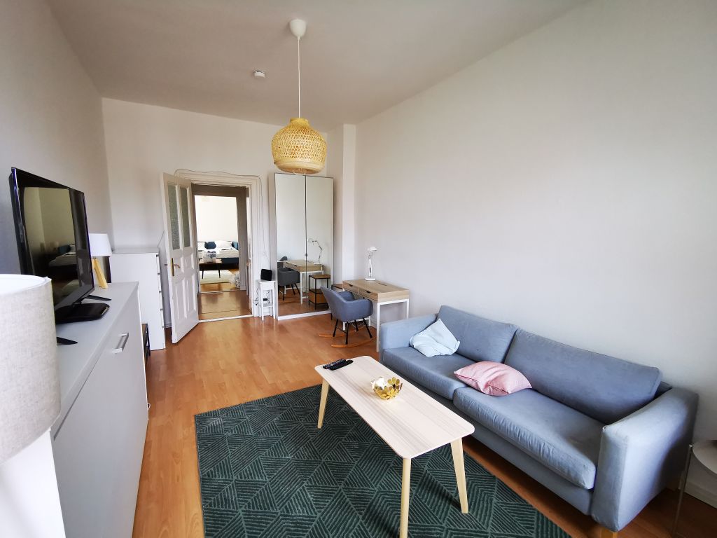 Rent 2 rooms apartment Berlin | Entire place | Berlin | Hausburg 2.OG li Balkon | Hominext