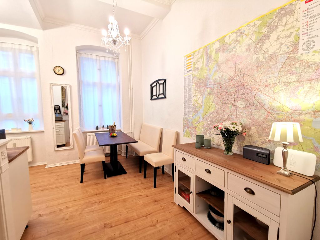 Miete 1 Zimmer Wohnung Berlin | Ganze Wohnung | Berlin | Apartment KVH Schloß Charlottenburg, Boxspringbetten, WLAN/ WiFi, WaMa, Trockner | Hominext