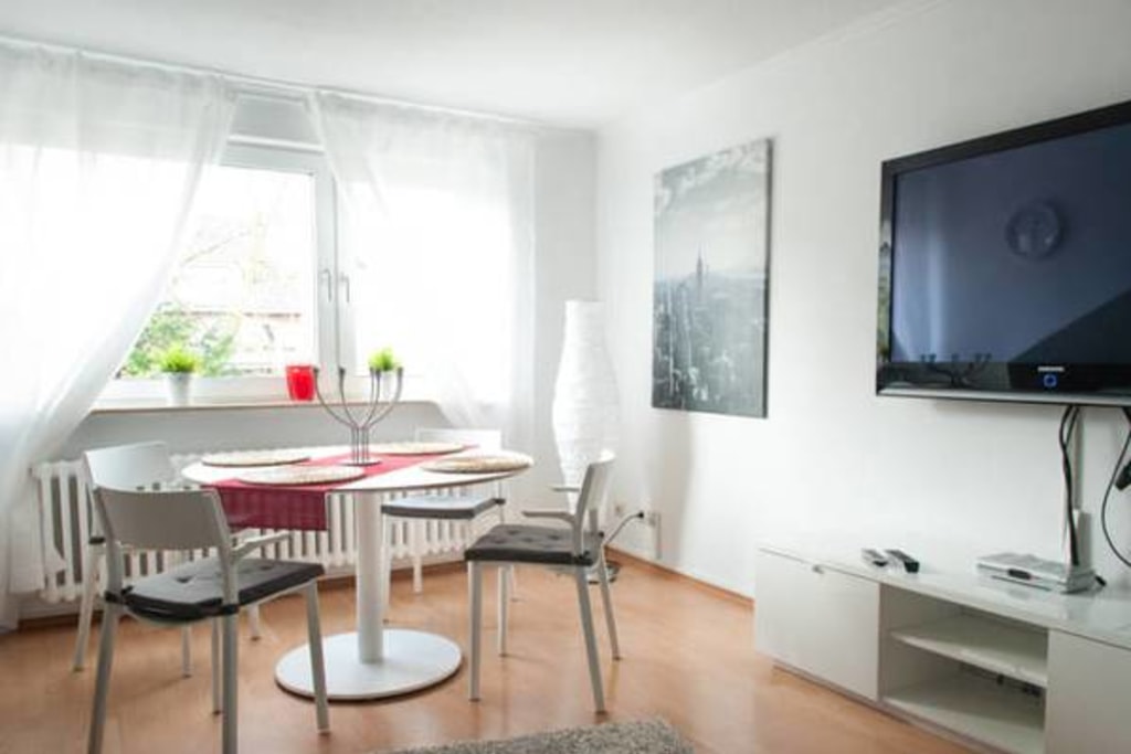 Miete 1 Zimmer Wohnung Frechen | Ganze Wohnung | Frechen | Zentral und gemütlich in Frechen-Königsdorf | Hominext