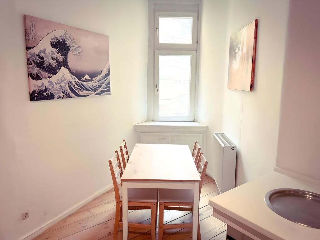 Rent 3 rooms apartment Berlin | Entire place | Berlin | Elegant 3 bedroom apartment in Berlin Friedrichshain | Hominext