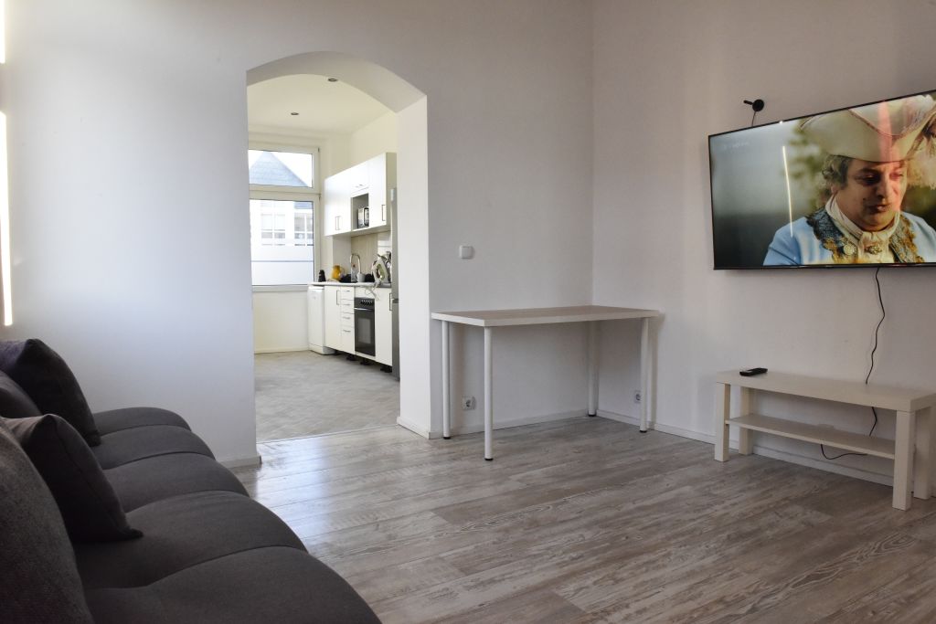 Rent 3 rooms apartment Wuppertal | Entire place | Wuppertal | Modernes, großes Apartment Wuppertal | Hominext