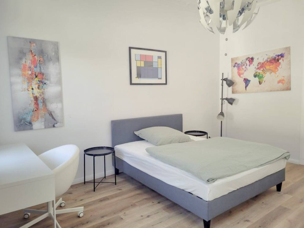 Rent 3 rooms apartment Berlin | Entire place | Berlin | 3 bedroom apartment in Berlin Kreuzberg | Hominext