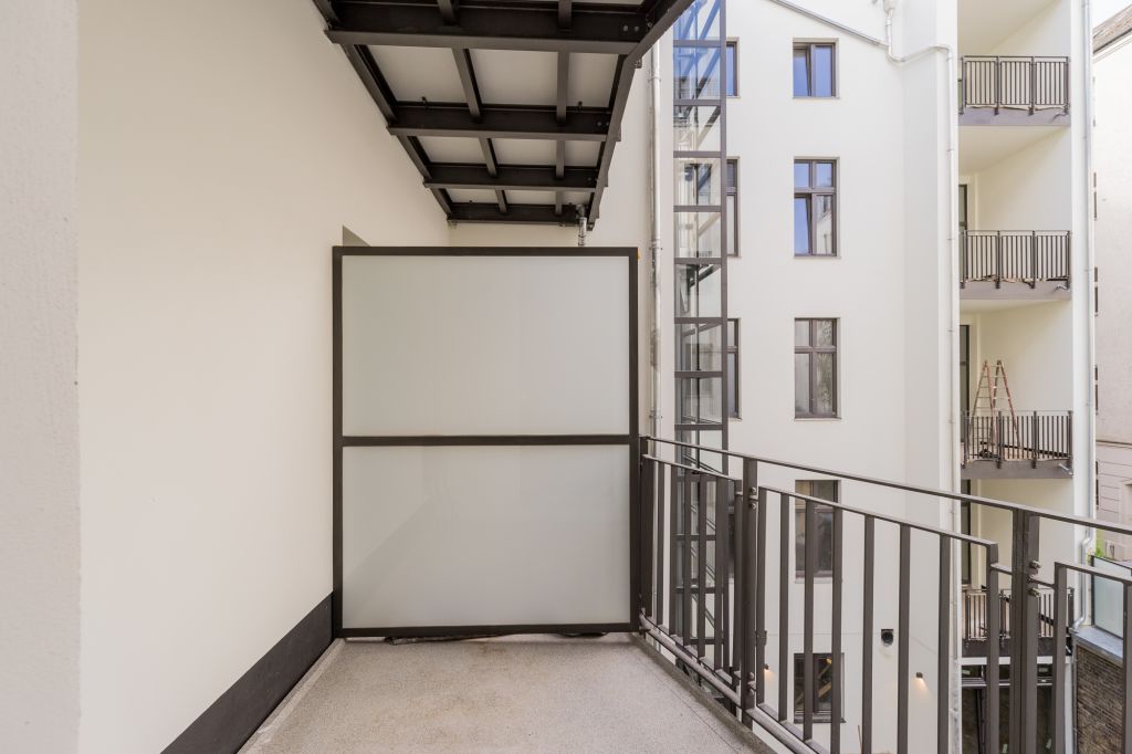 Rent 1 room apartment Berlin | Entire place | Berlin | Tolle 2 Zimmer Wohnung mit Balkon direkt am Hermannplatz | Hominext