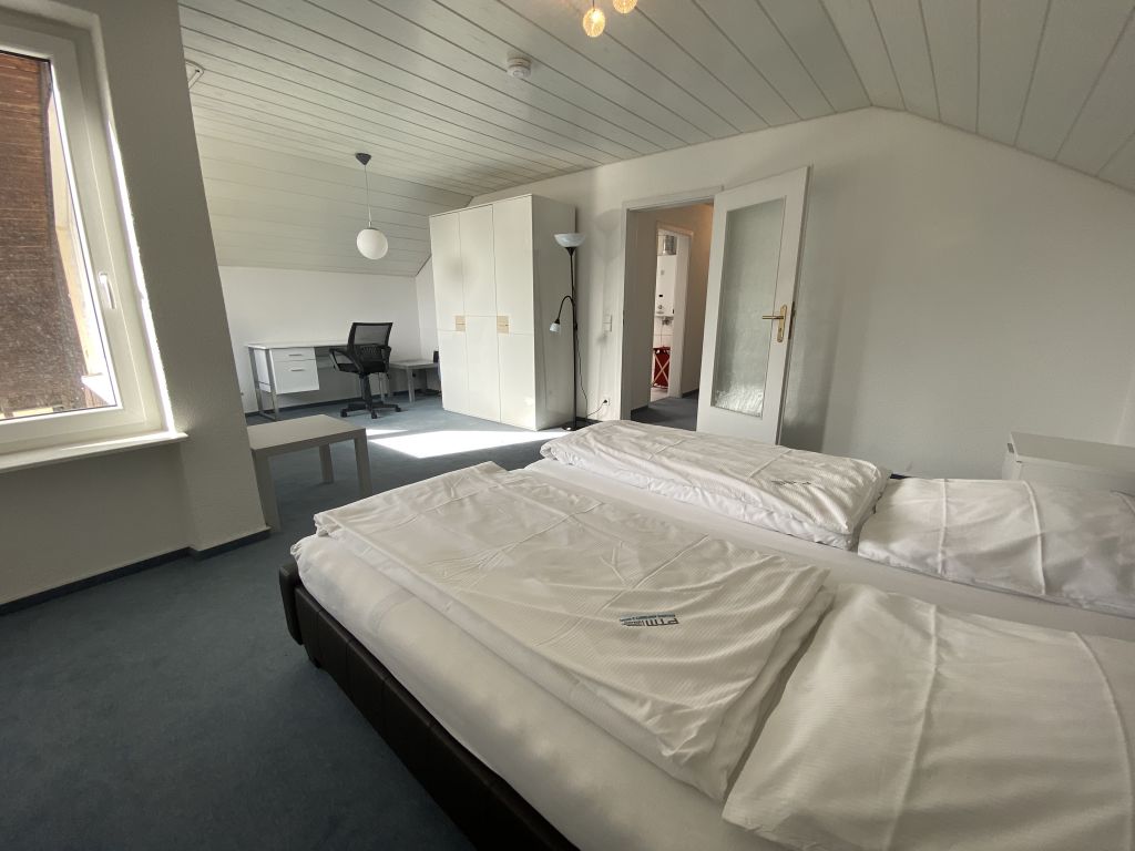 Miete 1 Zimmer Wohnung Sindelfingen | Ganze Wohnung | Sindelfingen | Möbliertes 2 Zimmer Apartment mit Reinigungsservice | Hominext