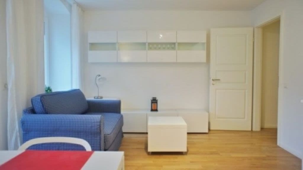 Rent 1 room apartment Berlin | Entire place | Berlin | Altbauwohnung mitten im Geschehen | Hominext