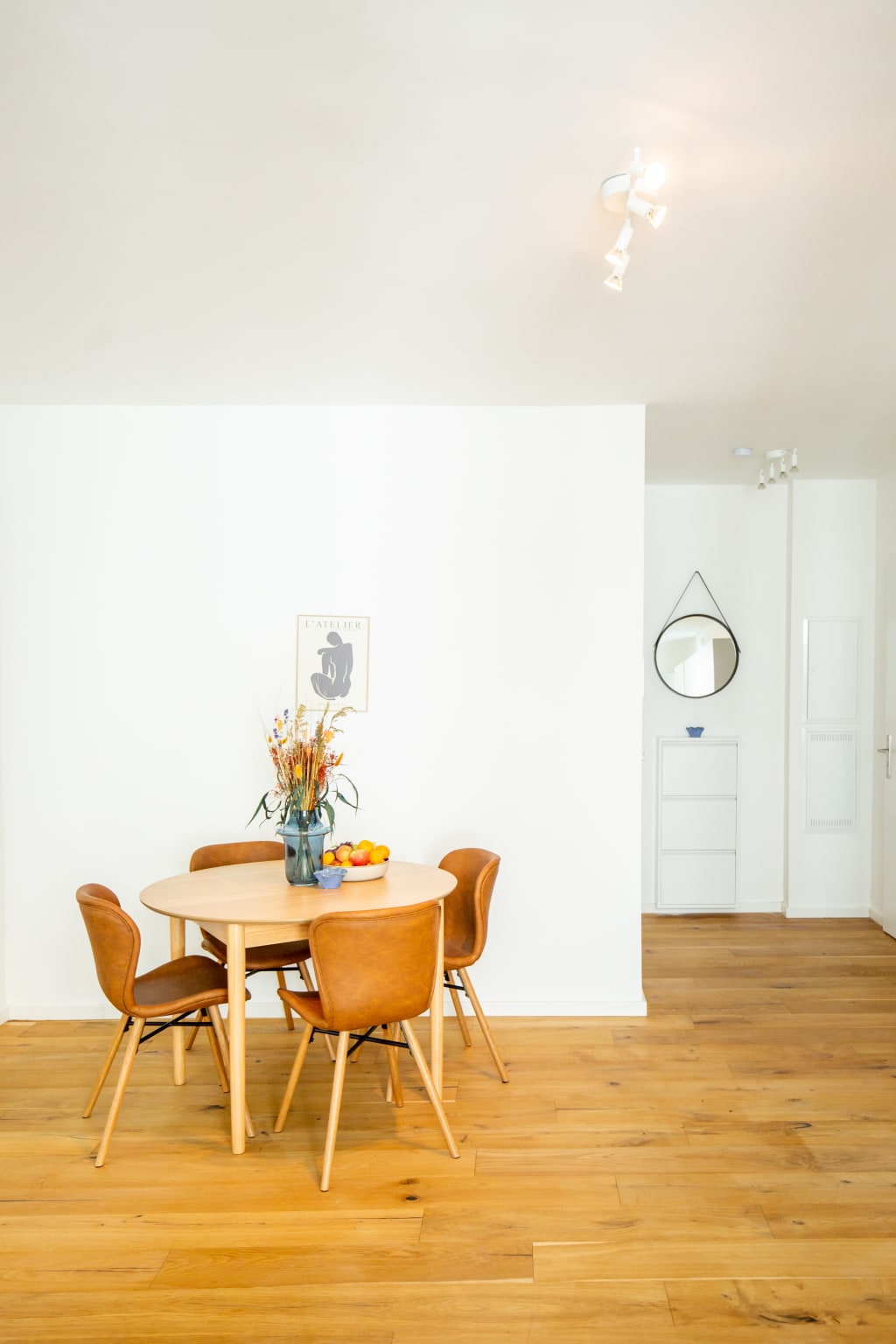 Miete 1 Zimmer Wohnung Berlin | Ganze Wohnung | Berlin | Double occupancy, fully furnished private 3-rooms apartment (bills included, registration, etc) | Hominext