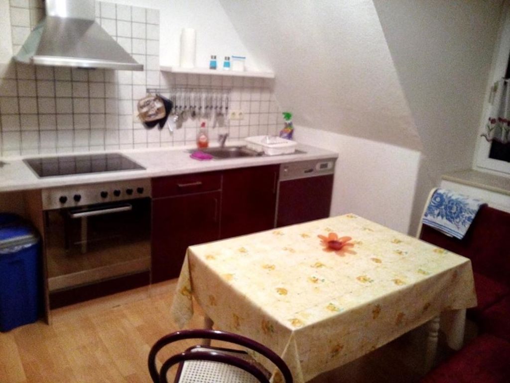 Rent 2 rooms apartment Böhlen | Entire place | Böhlen | schöne Wohnung,ruhige Lage | Hominext