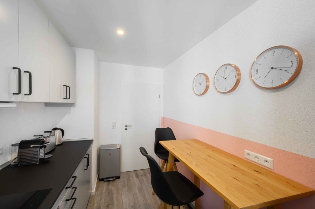 Miete 3 Zimmer Wohnung Stuttgart | Studio | Stuttgart | Gemütliches Zimmer in einem Coliving-Apartment in Stuttgart | Hominext