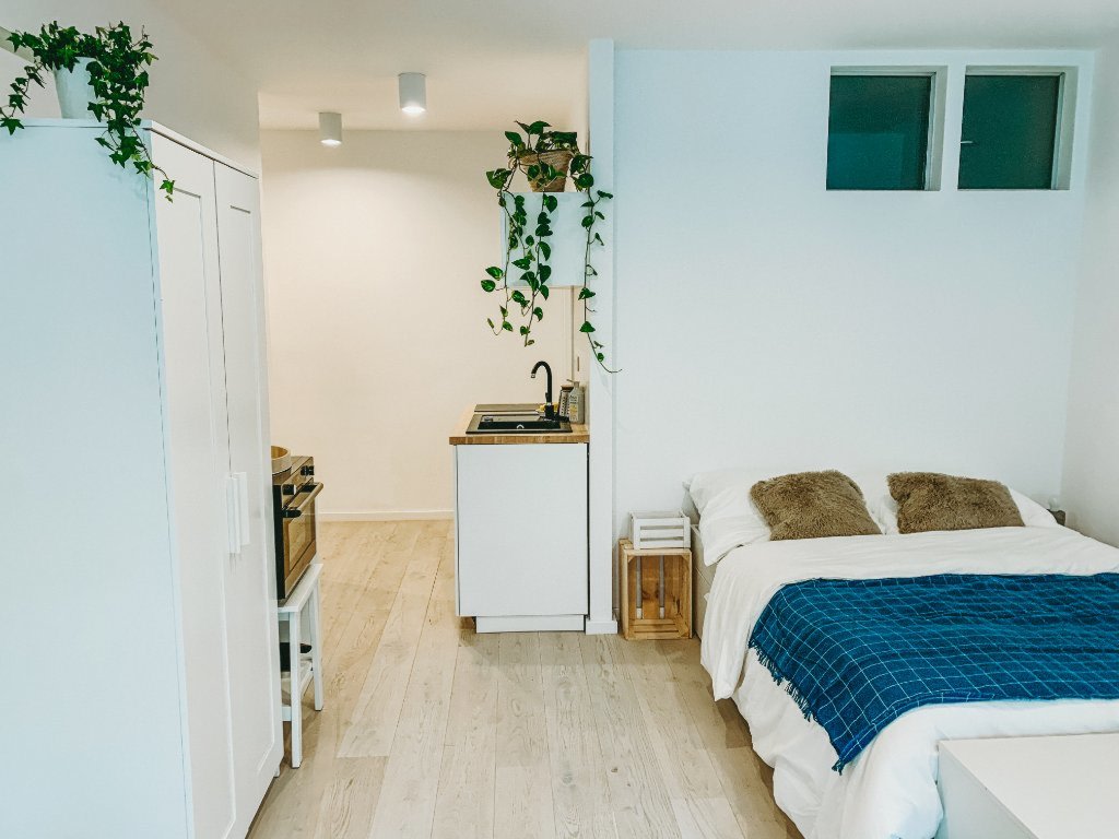 Miete 1 Zimmer Wohnung Berlin | Ganze Wohnung | Berlin | Tolles Studio im Herzen Neuköllns | Hominext