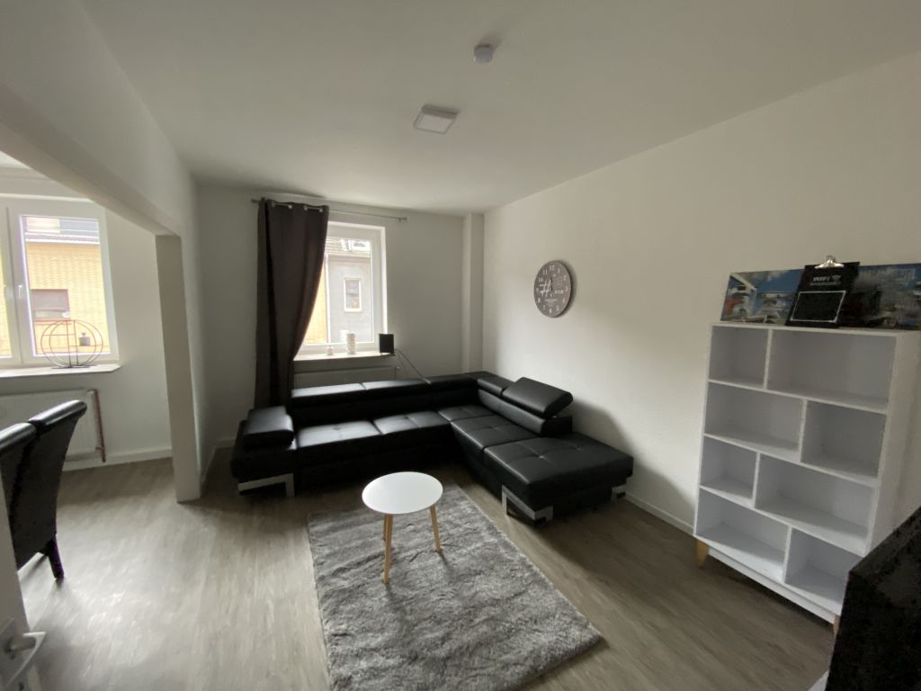 Miete 2 Zimmer Wohnung Oberhausen | Ganze Wohnung | Oberhausen | topsanierte Wohnung - kompl. Etage - im Zentrum | Hominext