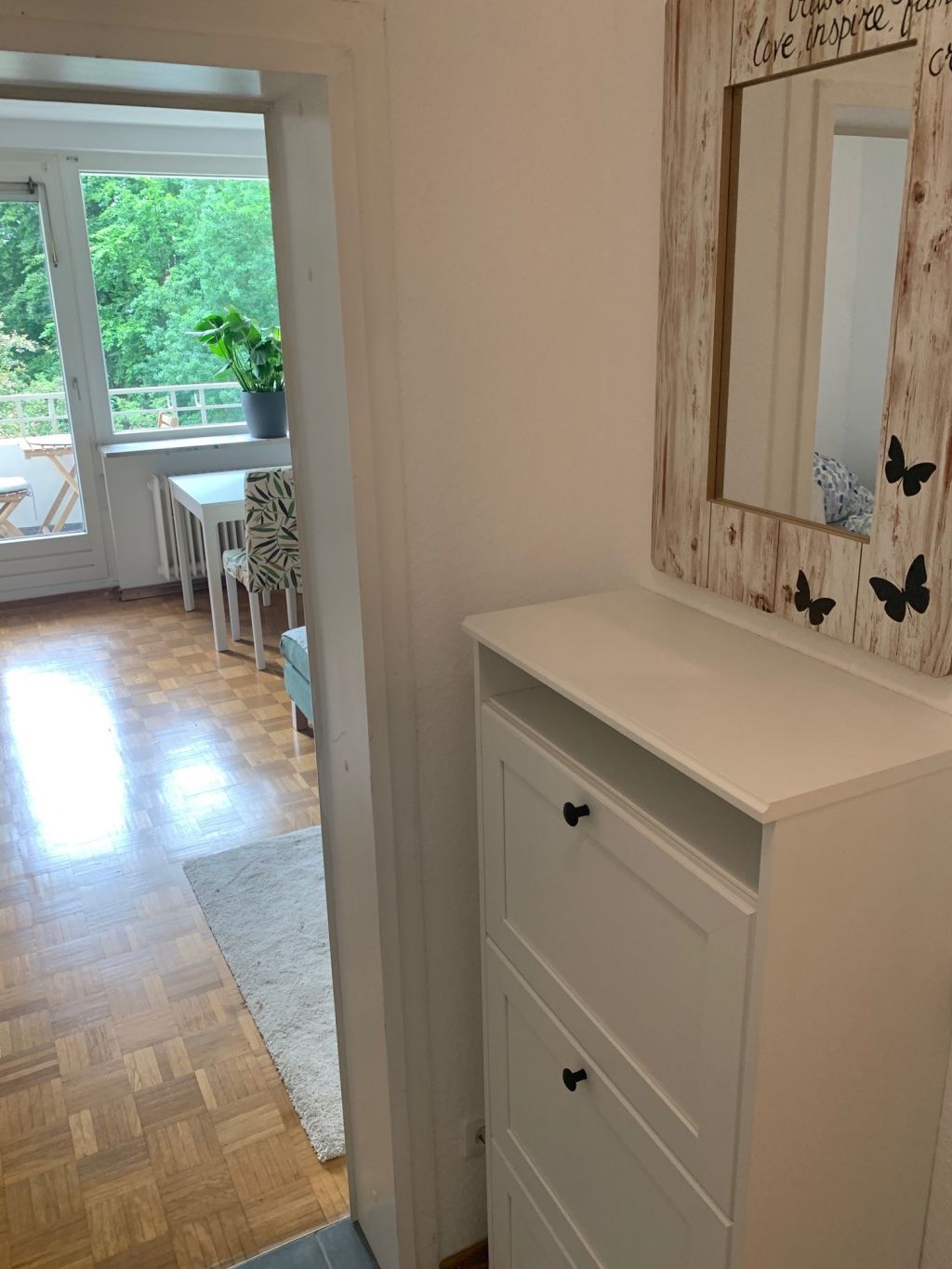 Rent 1 room apartment Hamburg | Entire place | Hamburg | Charmantes helles Studio mit Gartenblick | Hominext