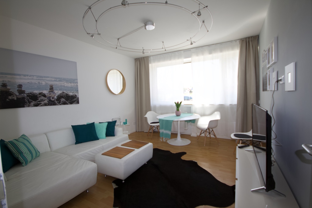 Miete 2 Zimmer Wohnung Neuss | Ganze Wohnung | Neuss | Düsseldorf/Neuss: Große Luxuswohnung am Park mit 4 Zimmern, 2 Bädern und begehbarem Kleiderschrank | Hominext