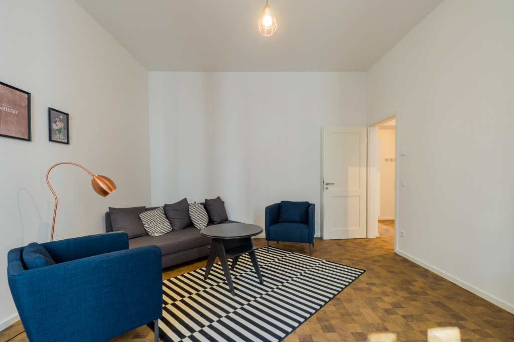 Rent 1 room apartment Berlin | Entire place | Berlin | Große 2 Zimmer Wohnung mit Balkon direkt am Hermannplatz | Hominext