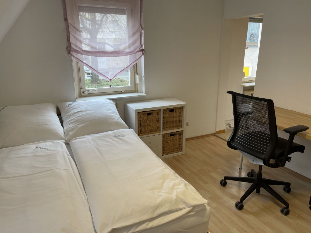 Miete 1 Zimmer Wohnung Stuttgart | Ganze Wohnung | Stuttgart | Apartment mit Küche und Badezimmer in Stuttgart-Wangen | Hominext