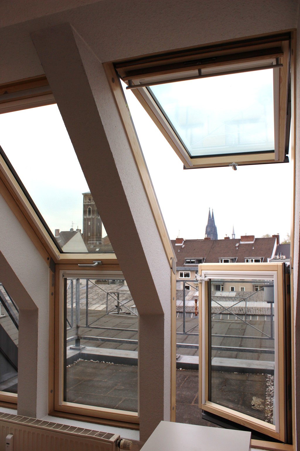 Miete 1 Zimmer Wohnung Köln | Ganze Wohnung | Köln | Maisonette Wohnung mit Dachterrasse in perfekter Innenstadtlage am Rhein und Schokoladenmuseum | Hominext