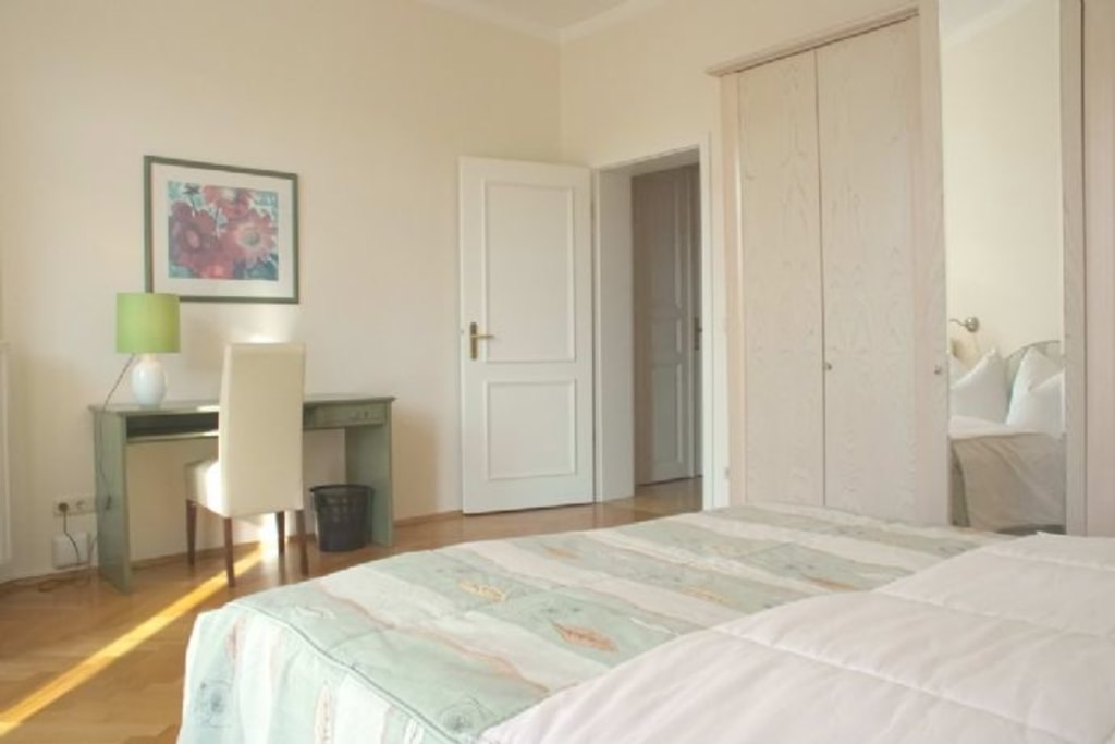 Miete 1 Zimmer Wohnung Dresden | Ganze Wohnung | Dresden | Stylisches 3-Zimmer Apartment mit Balkon für bis zu 4 Personen | Hominext