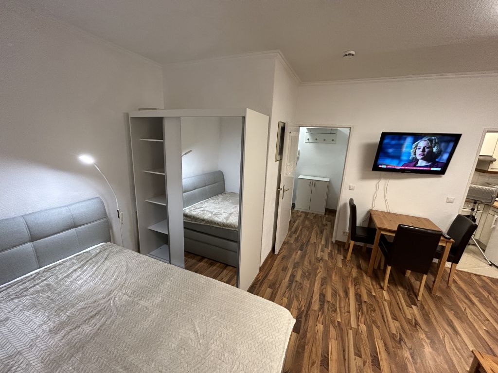 Miete 1 Zimmer Wohnung Berlin | Ganze Wohnung | Berlin | Komfortable Wohnung mit Balkon in Spandau Wilhelmstadt | Hominext