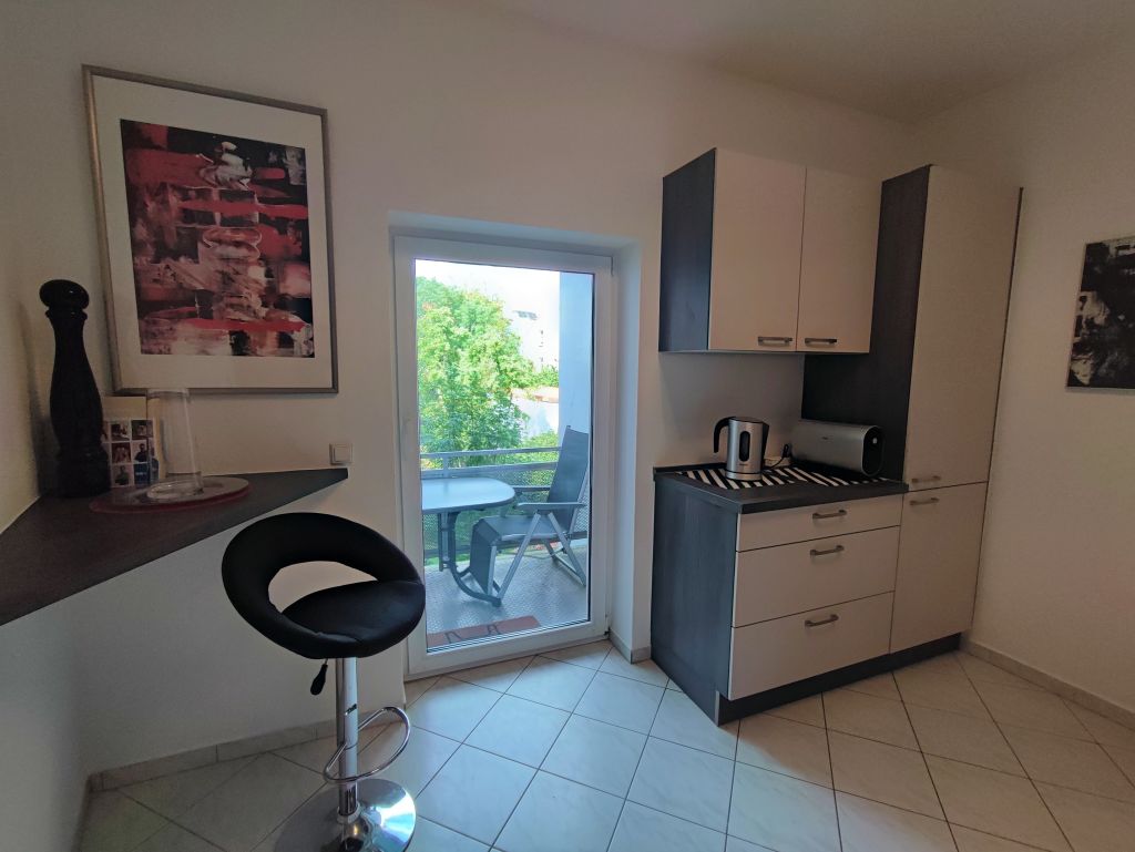 Rent 2 rooms apartment Erfurt | Entire place | Erfurt | Helle, großzügige und hochwertig ausgestattete 3-Raum Wohnung mit idealer Infrastruktur | Hominext