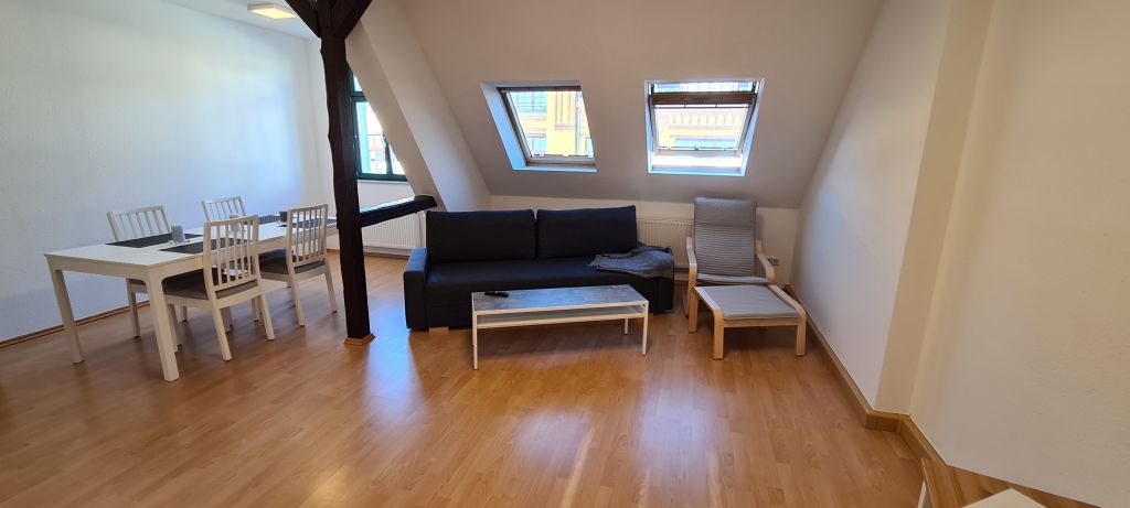 Miete 2 Zimmer Wohnung Leipzig | Ganze Wohnung | Leipzig | Großes Apartment, ruhig, 12 Min/Zentrum | Hominext