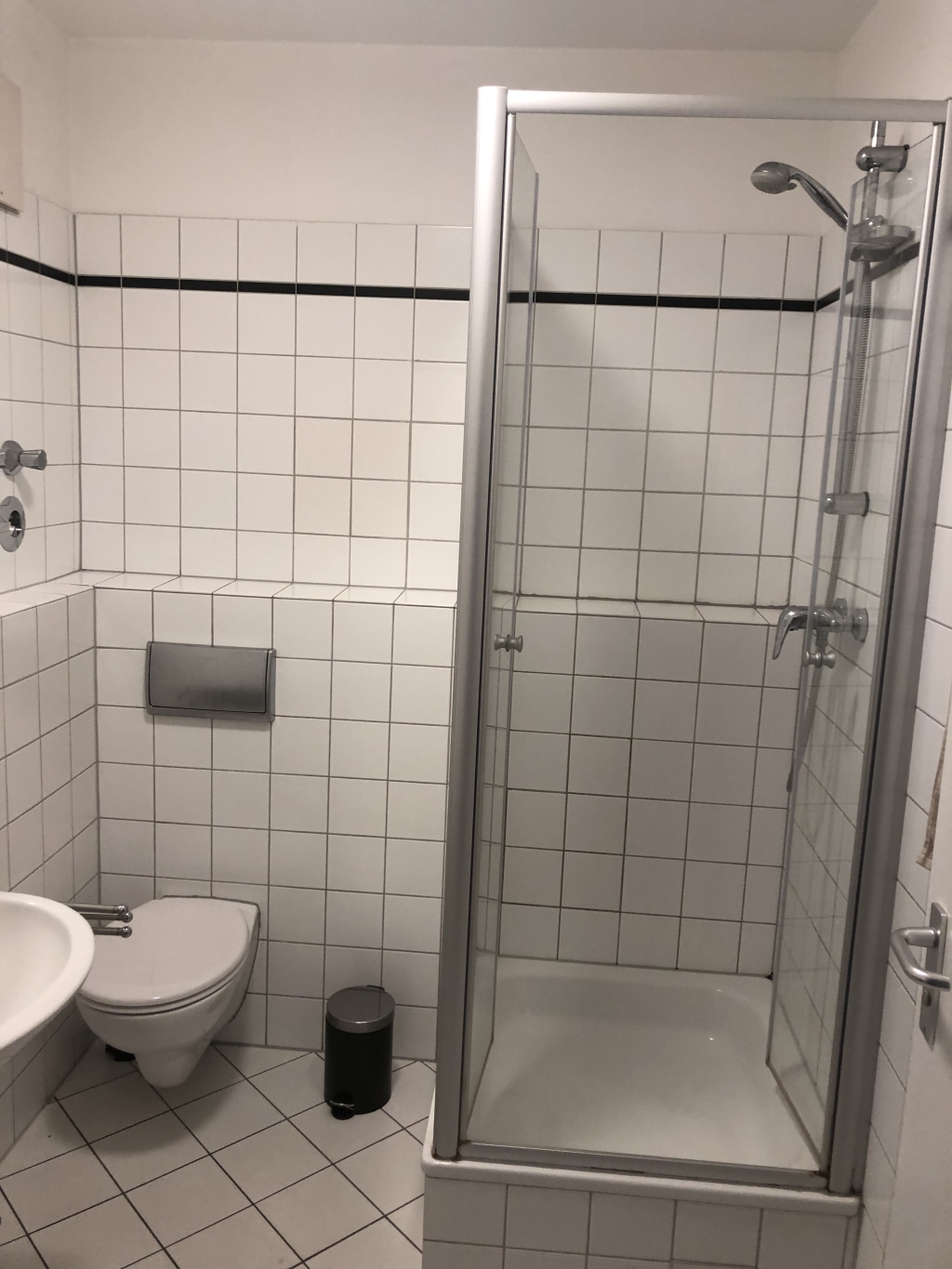 Miete 3 Zimmer Wohnung Berlin | Ganze Wohnung | Berlin | Modernes Apartment mit 2 Balkonen und 3 Schlafzimmern in Pankow - direkt am Brosepark, 20 Minuten mit der Tram nach Berlin-Mitte | Hominext