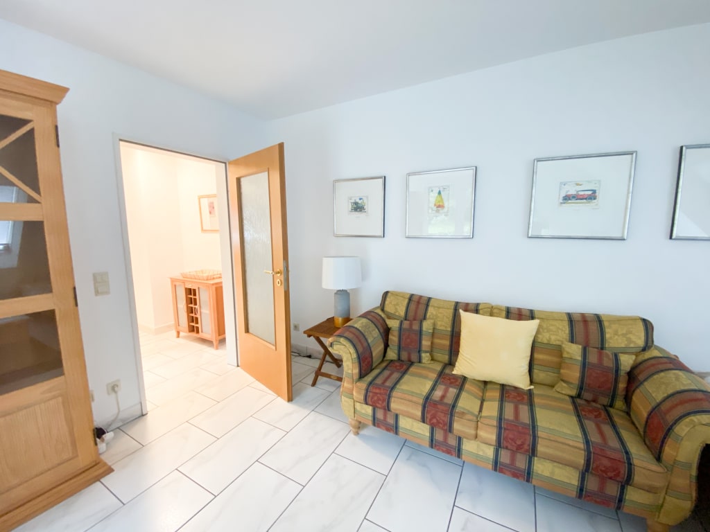 Rent 2 rooms apartment Wuppertal | Entire place | Wuppertal | zentrumnah zu Wuppertal/Remscheid - wunderschöne Wohnung im Grünen mit Aussicht in den Garten - Citynah | Hominext