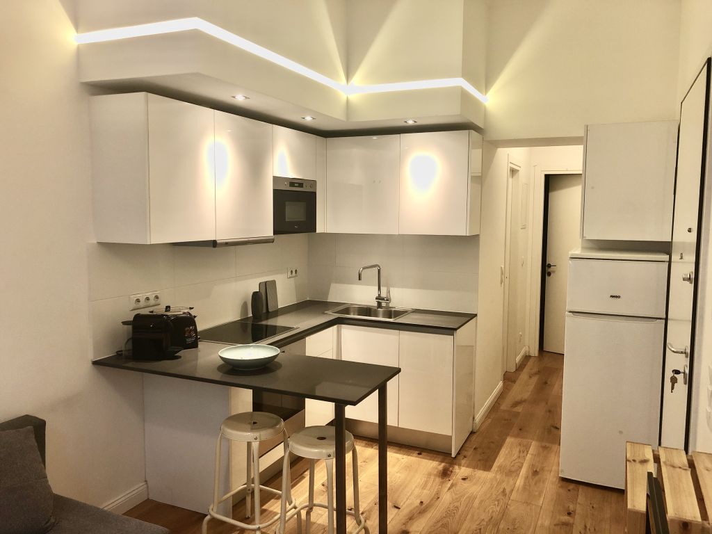 Rent 1 room apartment Düsseldorf | Entire place | Düsseldorf | Exklusive Terrassenwohnung in Top-Lage | Hominext