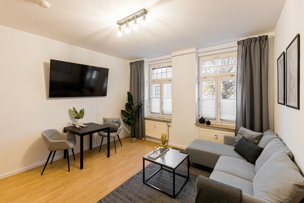 Miete 2 Zimmer Wohnung Magdeburg | Ganze Wohnung | Magdeburg | Modernes Apartment mit 2 großen Schlafzimmern und separatem Wohnzimmer | Hominext