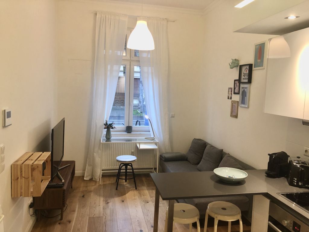 Rent 1 room apartment Düsseldorf | Entire place | Düsseldorf | Exklusive Terrassenwohnung in Top-Lage | Hominext