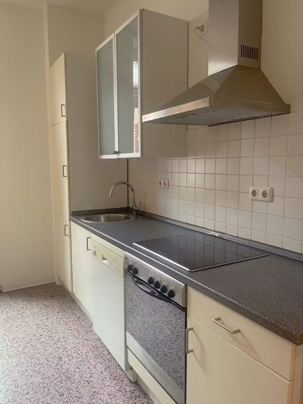 Rent 3 rooms apartment Frankfurt am Main | Entire place | Frankfurt am Main | Furnished luxury 3 bedroom apartment in the heart of Nordend | Hominext