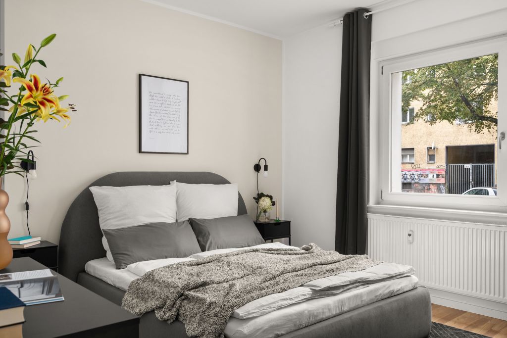 Rent 1 room apartment Berlin | Entire place | Berlin | Durchdacht gestaltete moderne Wohnung mit einem Schlafzimmer, Wohnzimmer und Arbeitsbereich in Neukölln | Hominext