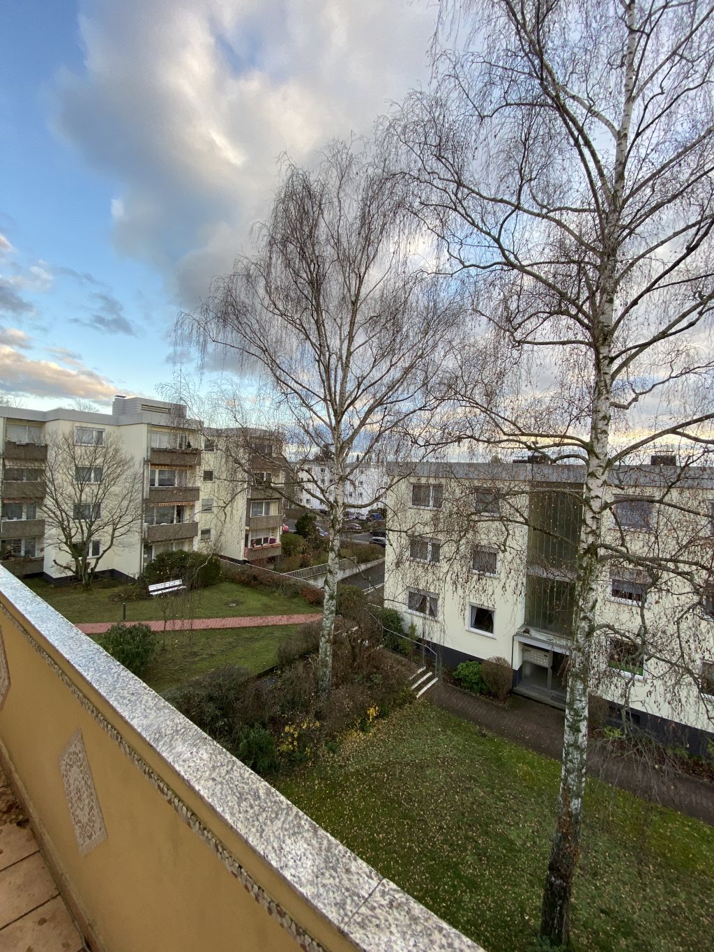 Rent 1 room apartment Wiesbaden | Entire place | Wiesbaden | Möblierte 1-Zimmerwohnung mit separater Küche, hochwertig ausgestattet mit Balkon, Eiesbaden-Bierstadt | Hominext